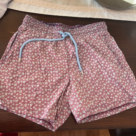 Men swim